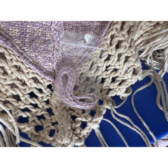 G by BKE Small Pink Crochet Fringe Cardigan Sweater Wrap - Picture 8 of 11